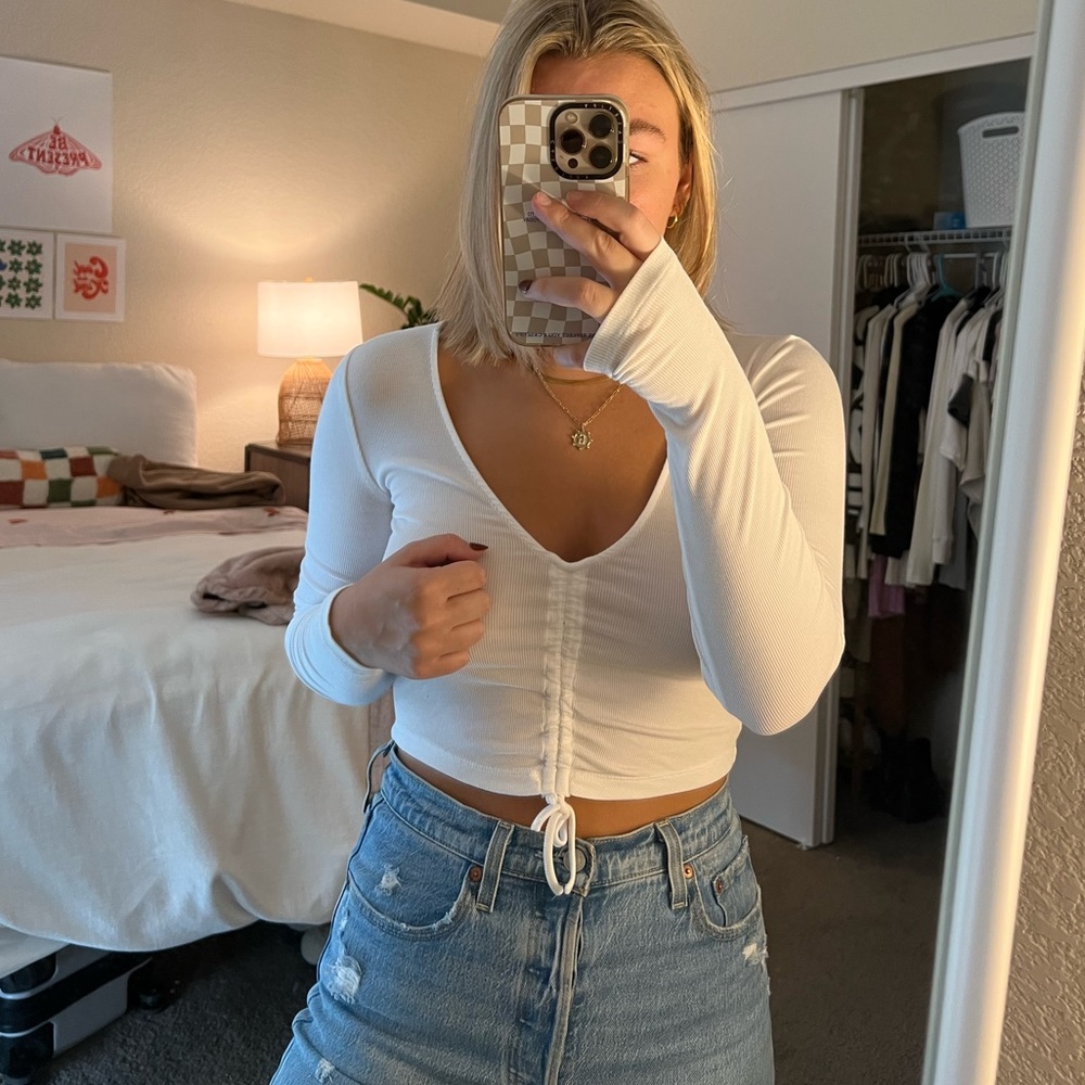 Aritzia Sunday Best tie top